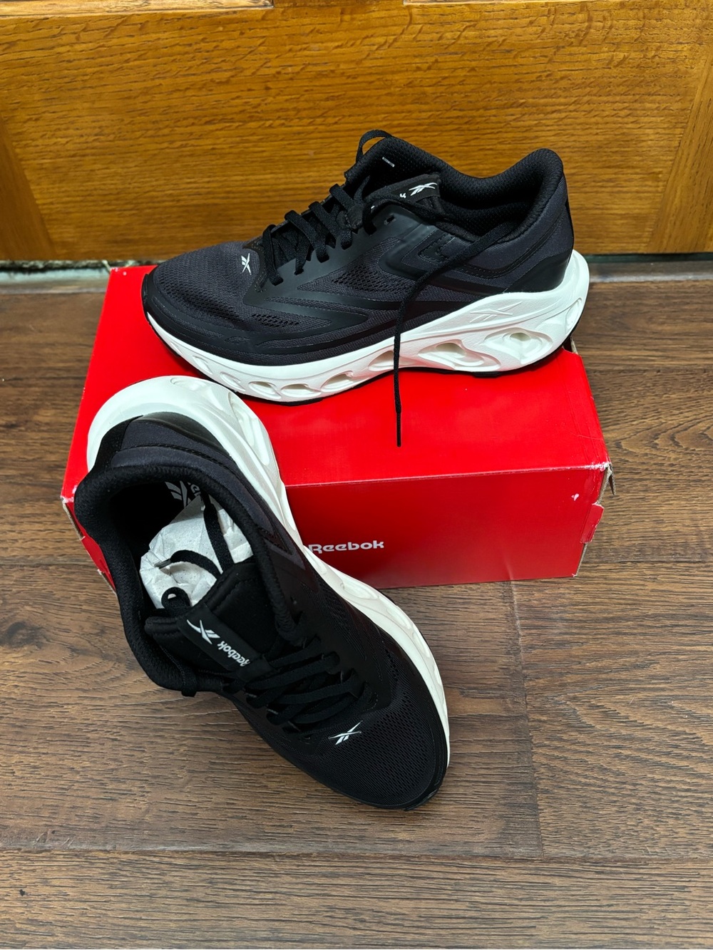 Reebok Fuel Flex Run Women's Running Shoes - Black/White Size 8. NIB